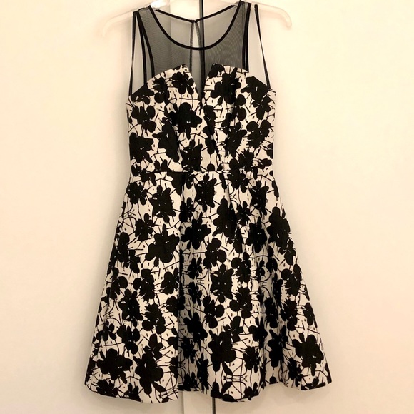 NWT BCBGeneration Black & White Cocktail Dress - Picture 1 of 8